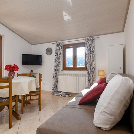 Apartments By The Sea Duga Luka - Prtlog, Labin - 2335 Екстер'єр фото