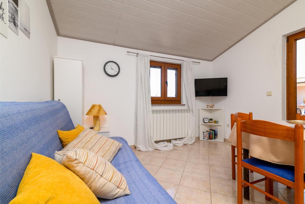 Apartments By The Sea Duga Luka - Prtlog, Labin - 2335 Екстер'єр фото