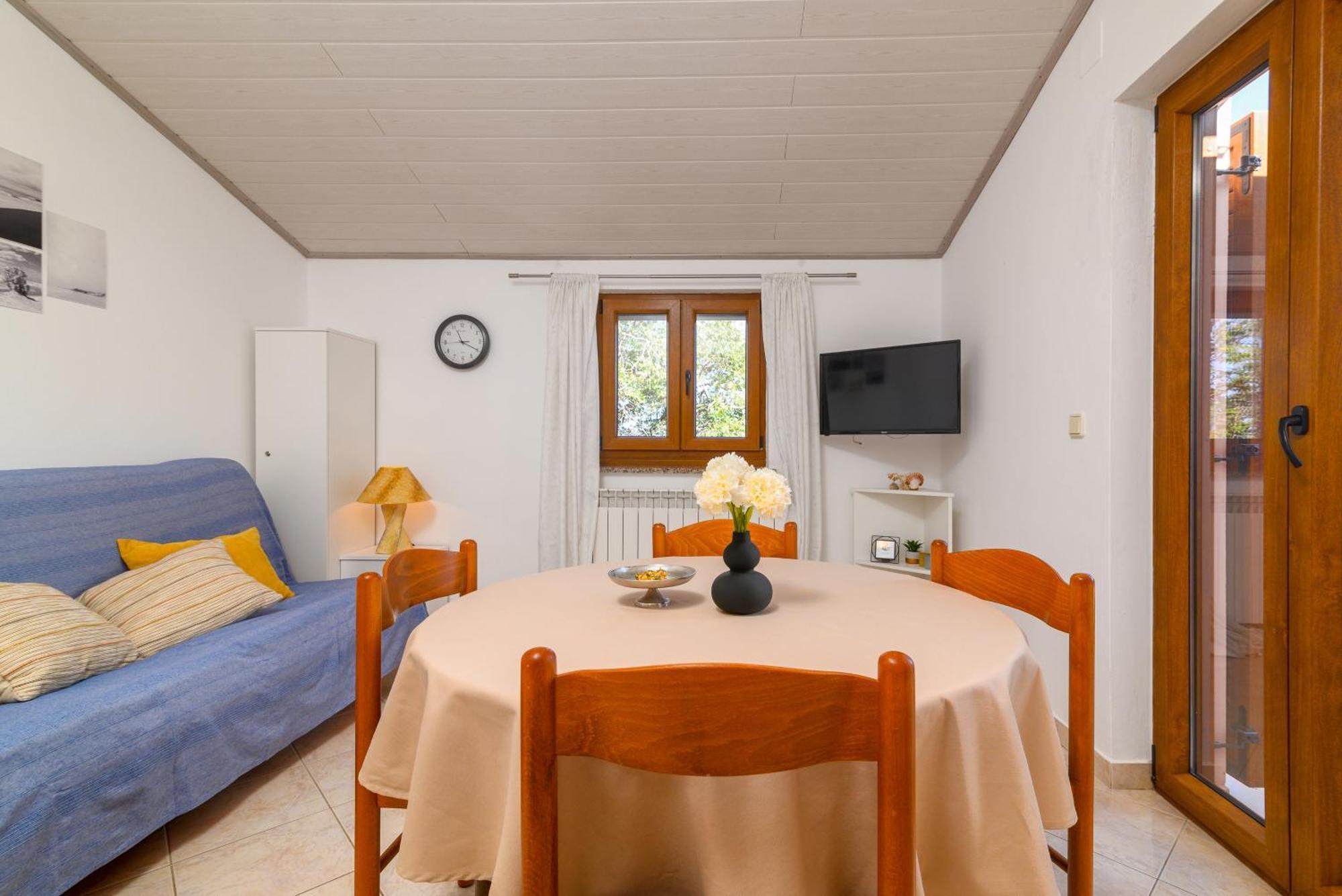 Apartments By The Sea Duga Luka - Prtlog, Labin - 2335 Номер фото